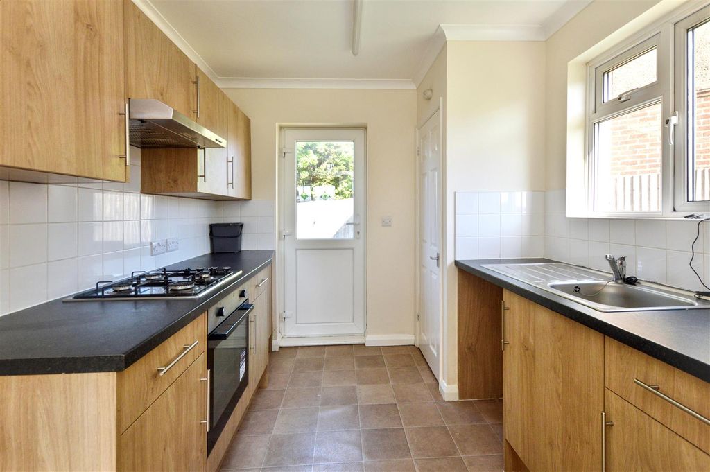 Property photo 2 of 9 Dsc_0555(2).Jpg