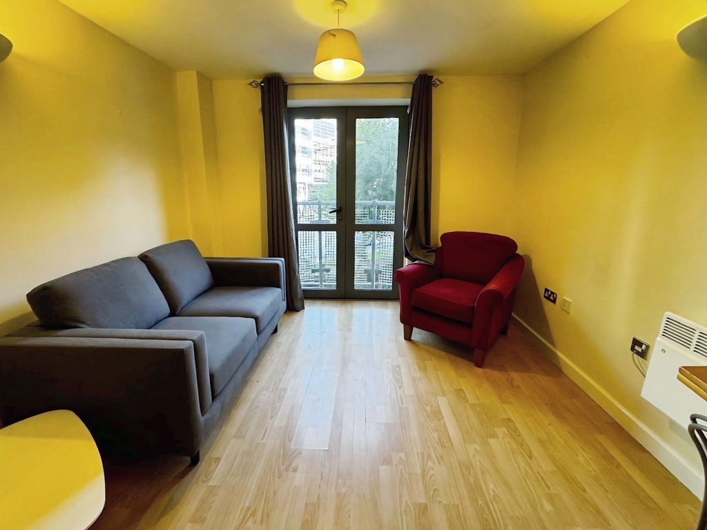 Property photo 2 of 7 Picture No. 43