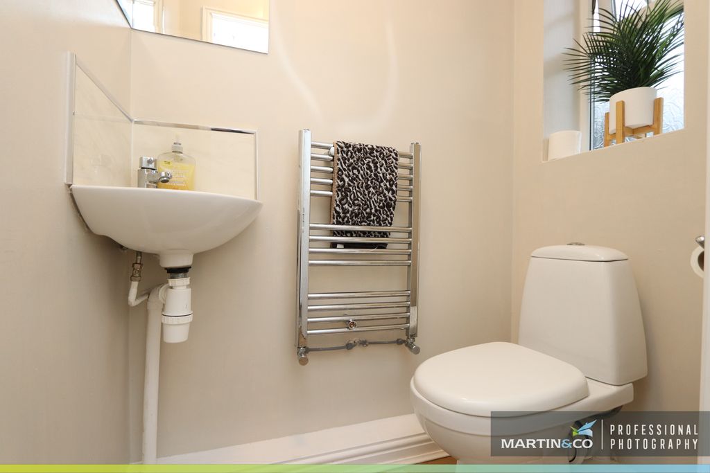 Property photo 3 of 17