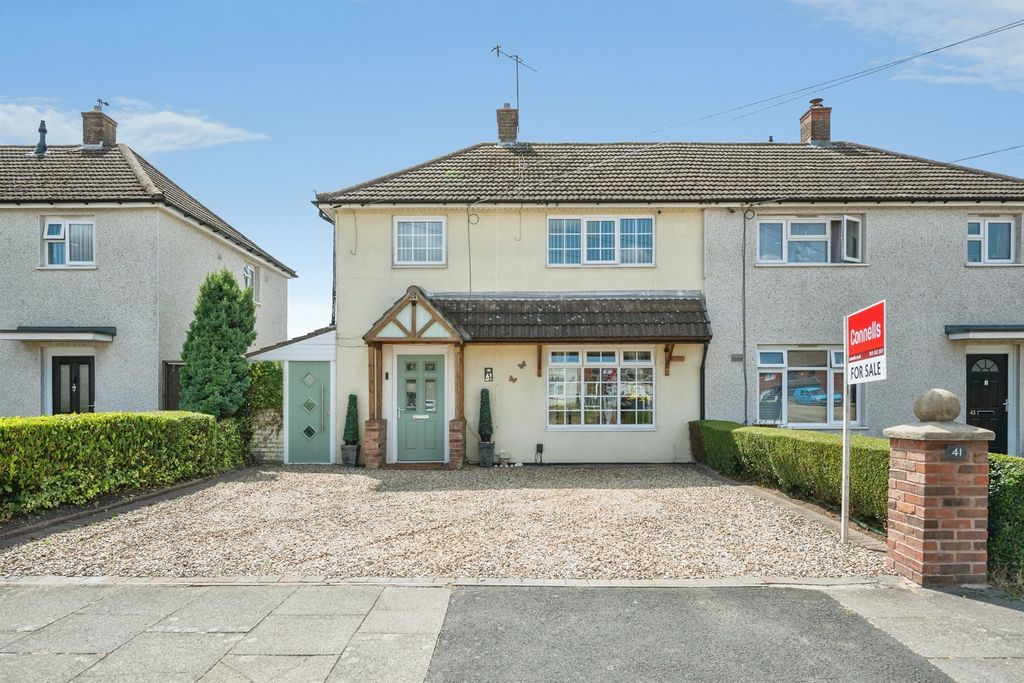 Property photo 1 of 15