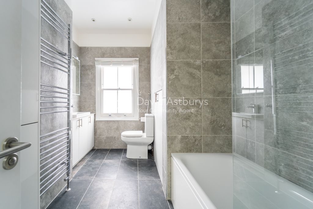 Property photo 3 of 11 Mba09645