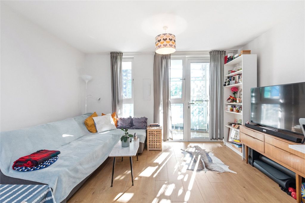 Property photo 2 of 31 Picture No. 06