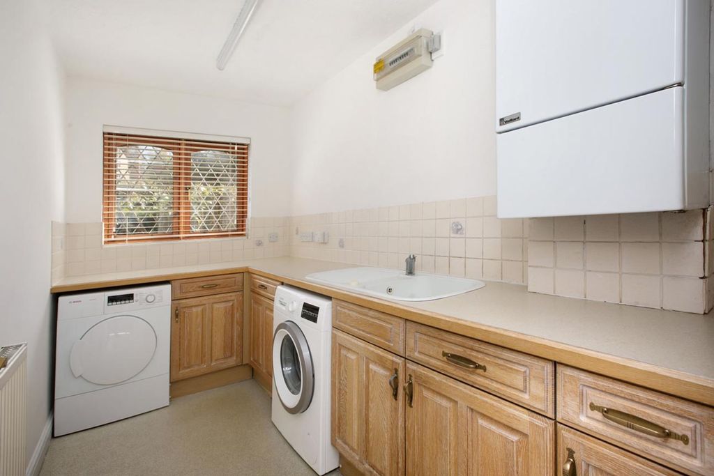 Additional image 11 of 5 bed detached house for saleAlder Close, Newton Abbot TQ12
