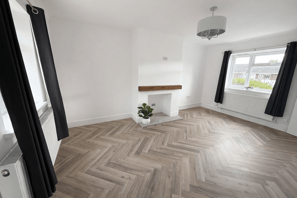 Property photo 3 of 13 Gallery