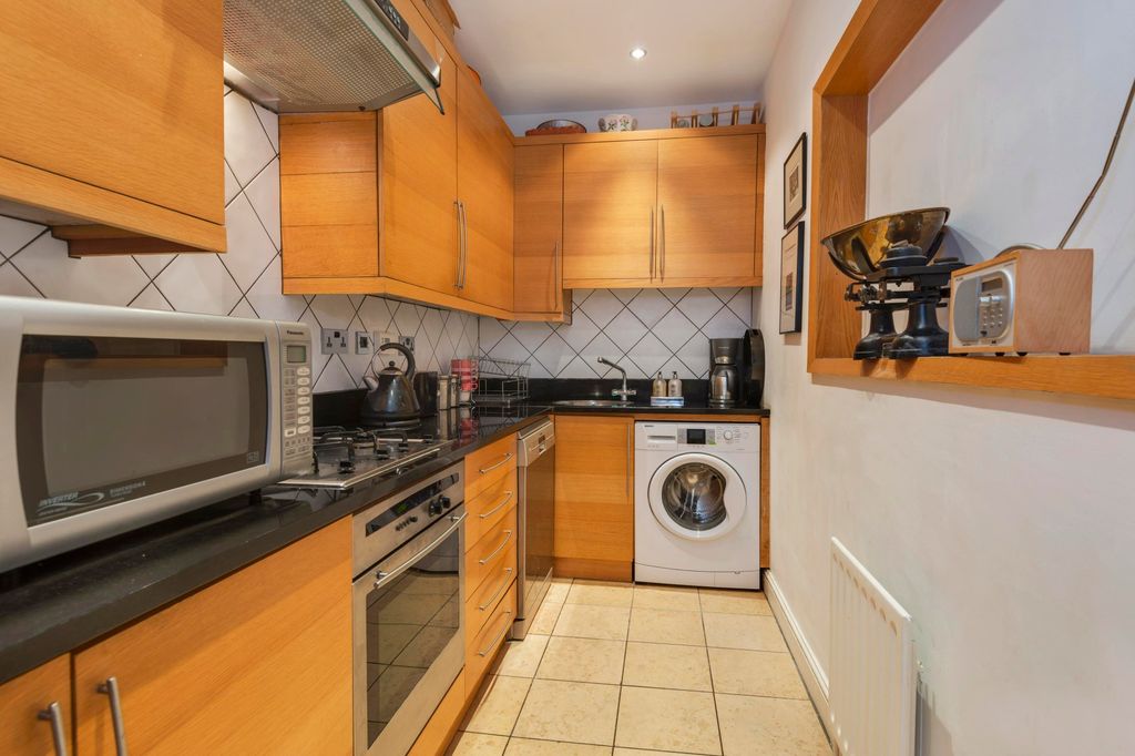 Property photo 2 of 6 Picture No.14