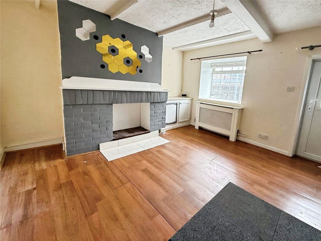 Property photo 2 of 10 Picture No. 14