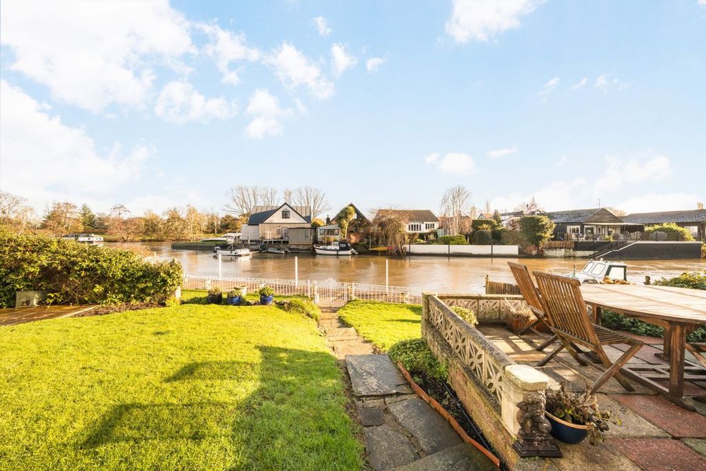 Property photo 2 of 2