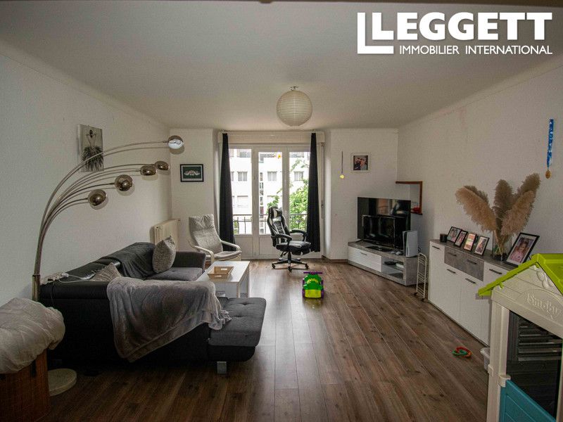 Property photo 3 of 10