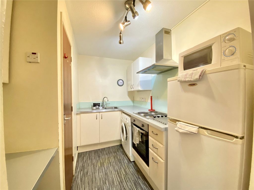 Property photo 3 of 12 Picture No. 20