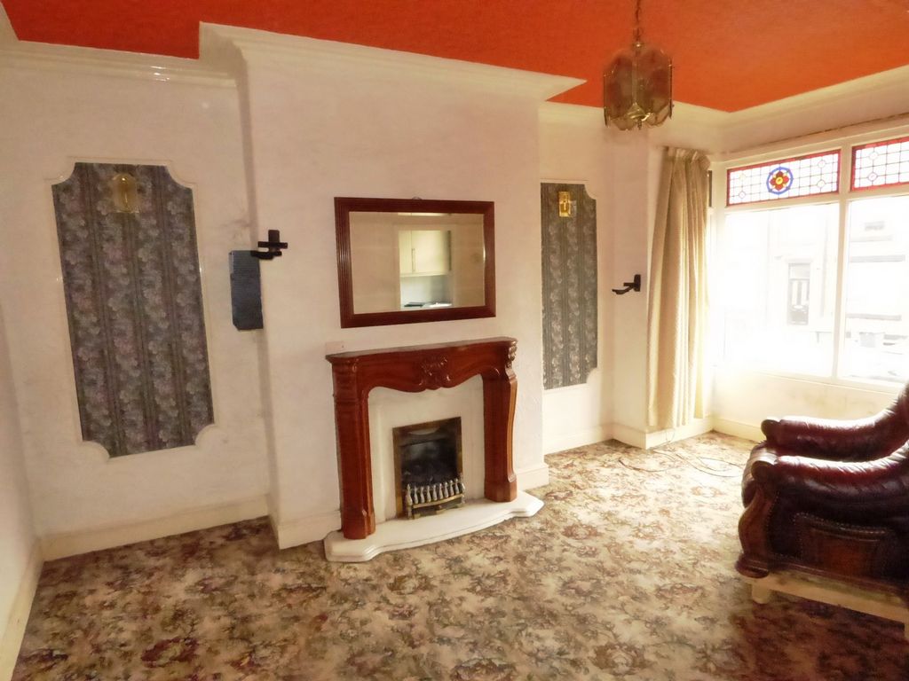 Property photo 3 of 13
