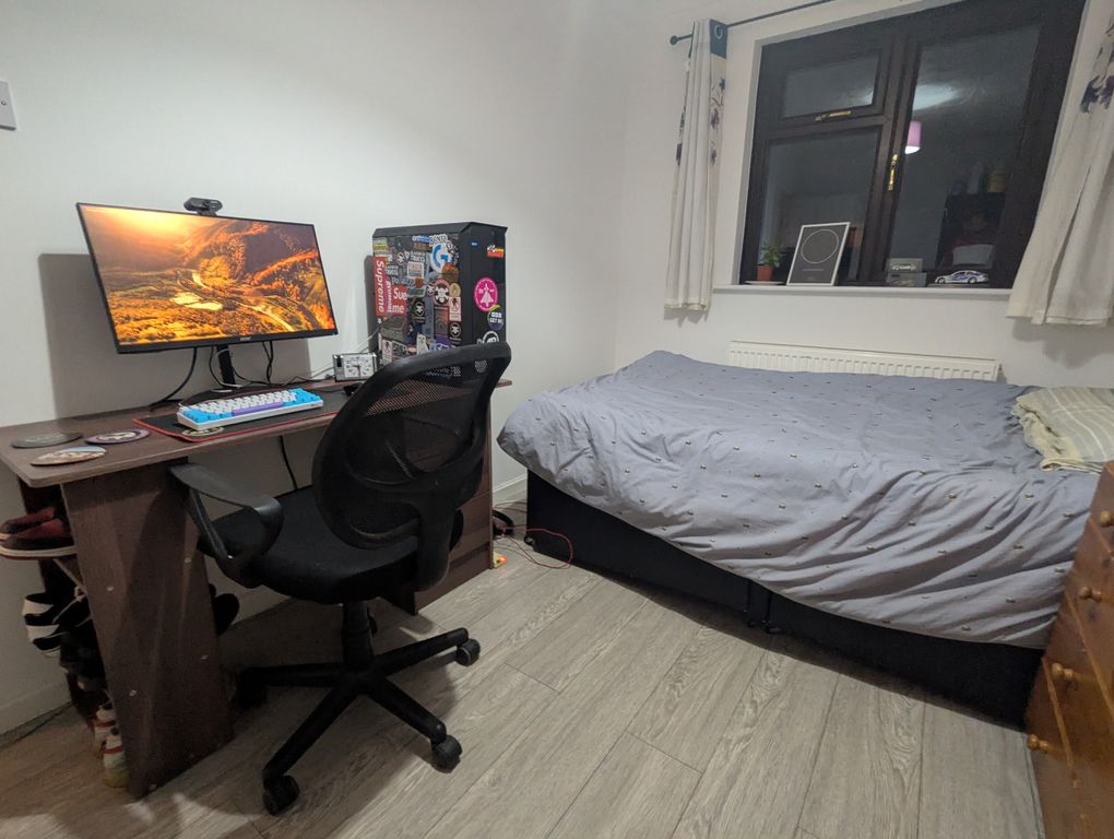 Property photo 3 of 11 5746