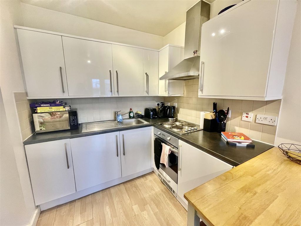 Property photo 2 of 10 Img_4390.Jpg