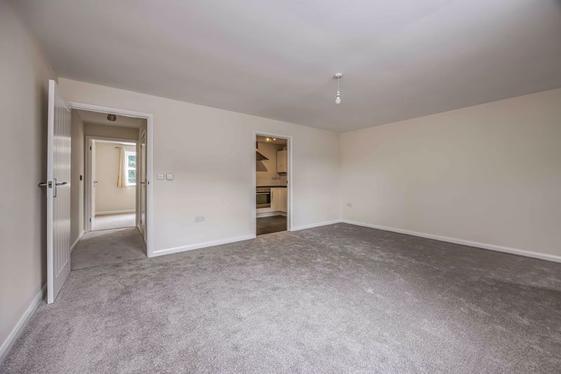 Property photo 3 of 11 Photo 6