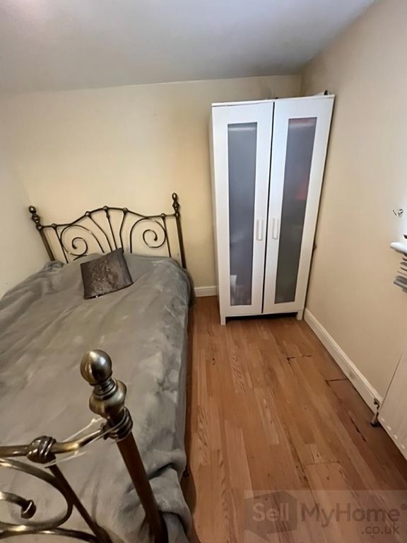 Property photo 3 of 11 Interior_62-Transformed.Jpeg