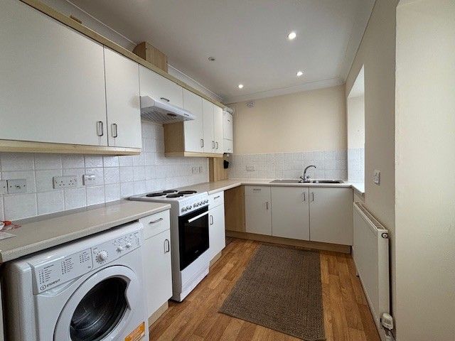 Property photo 3 of 5