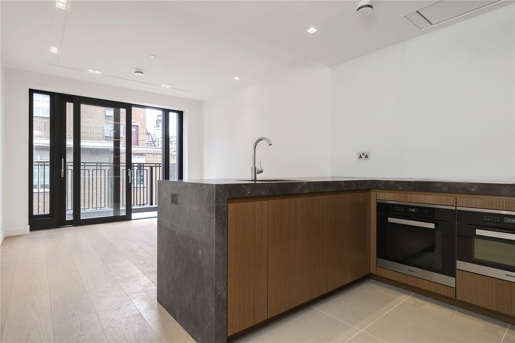 Property photo 1 of 10 Picture No. 05