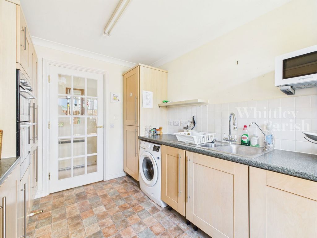 Property photo 3 of 16