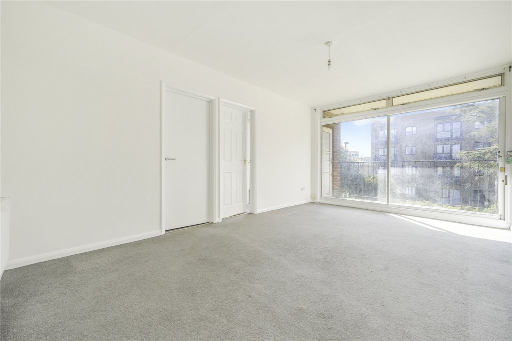 Property photo 1 of 20 Picture No. 15