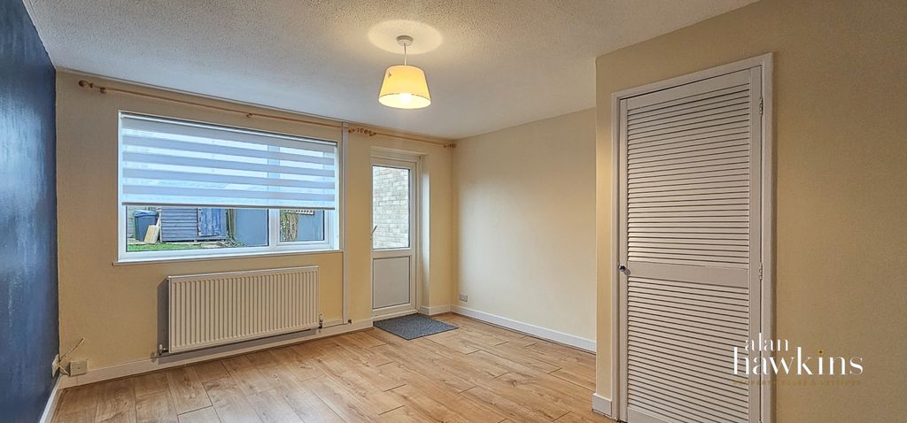 Property photo 3 of 8 Trbnowm-134