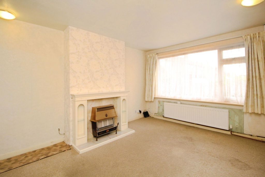 Property photo 3 of 23