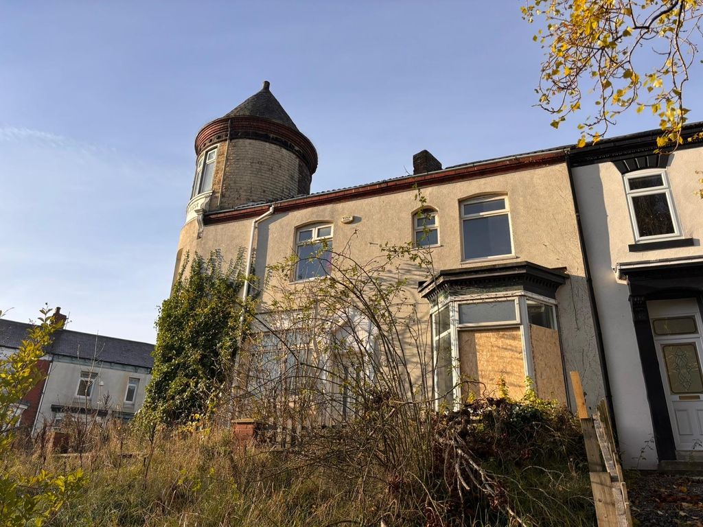 Property photo 1 of 1