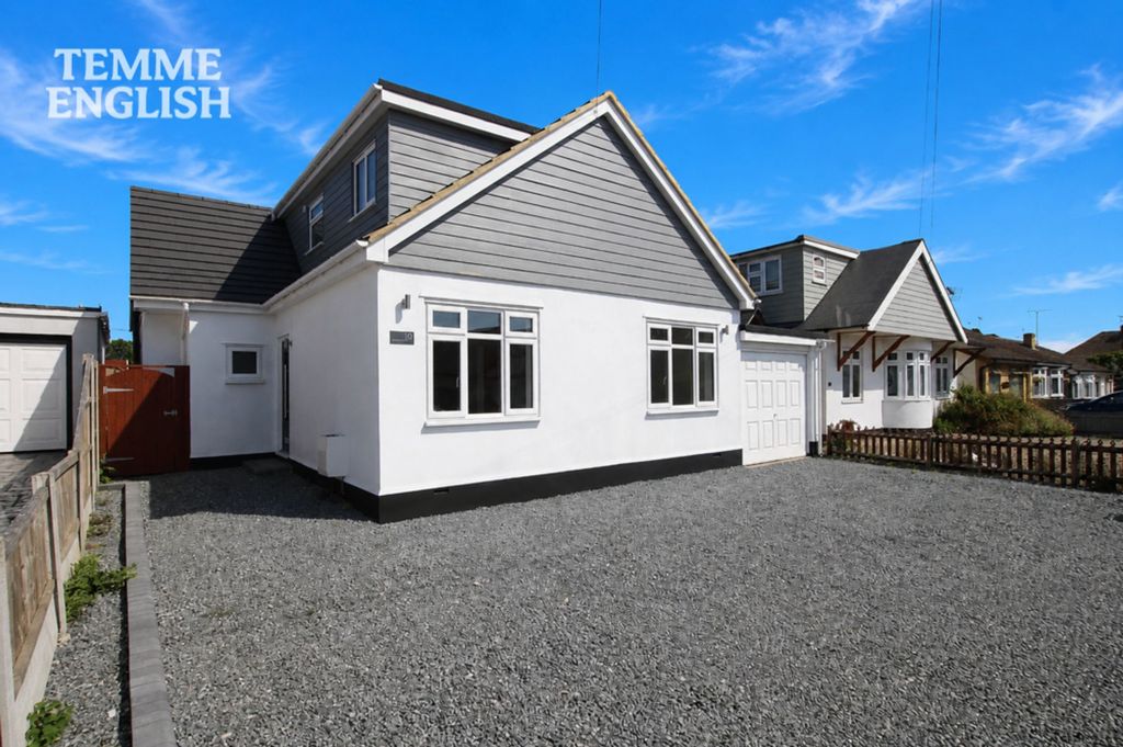 Property photo 1 of 33
