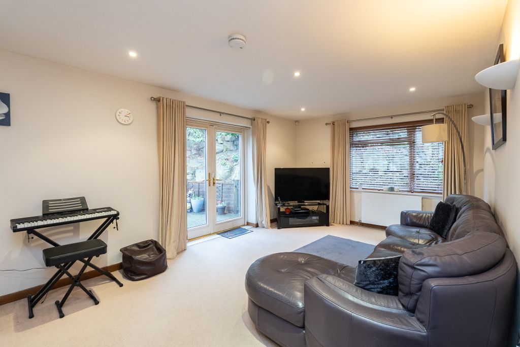 Property photo 3 of 11 Dsc07841