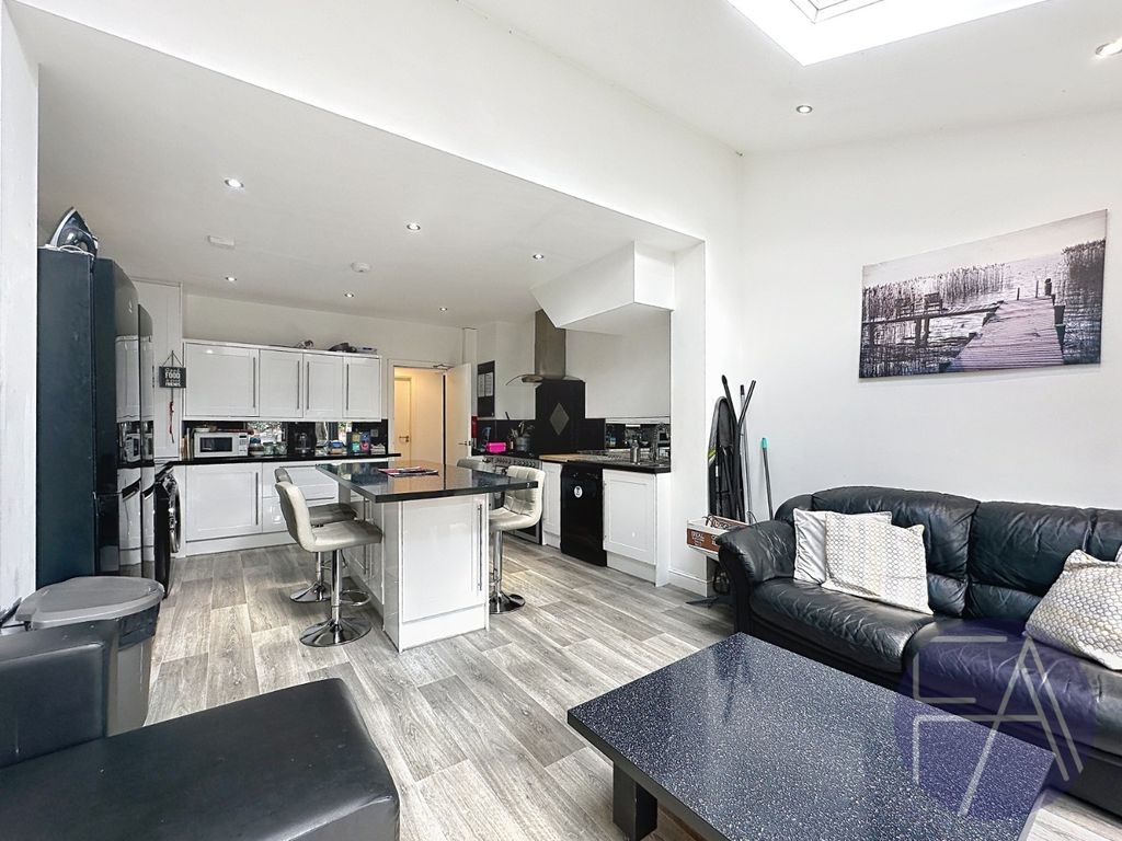 Property photo 3 of 23 5105114