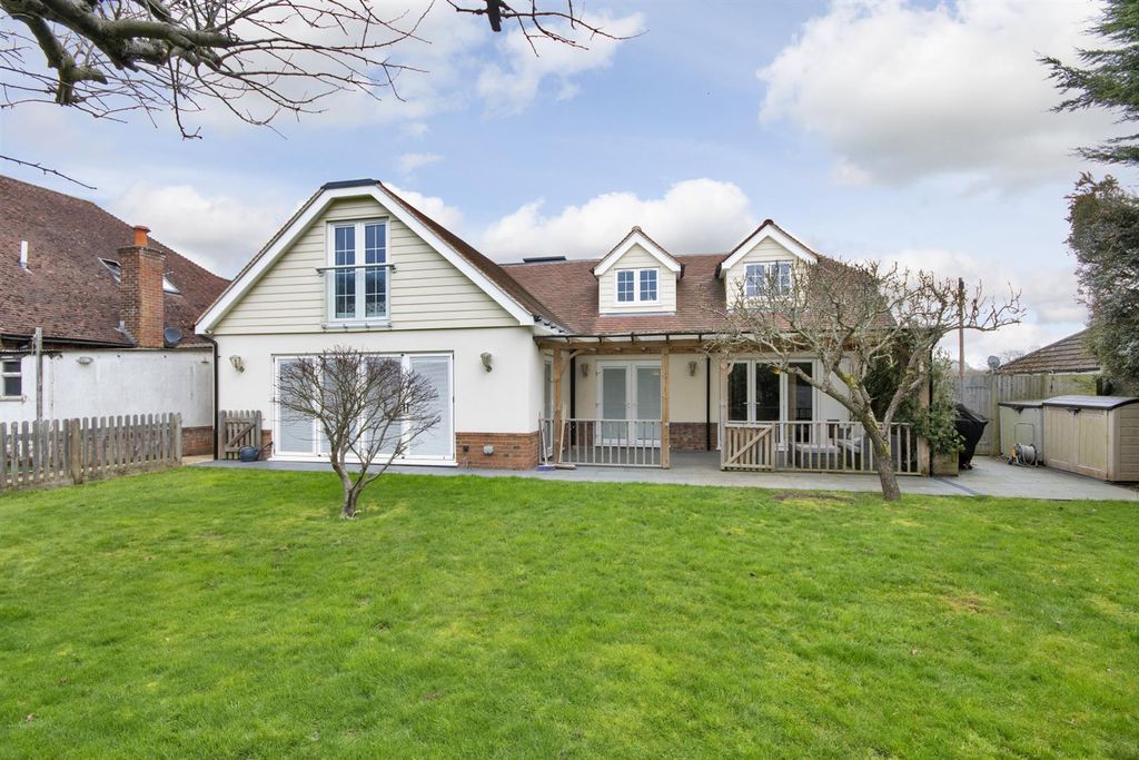 Property photo 3 of 28 63100_009.Jpg