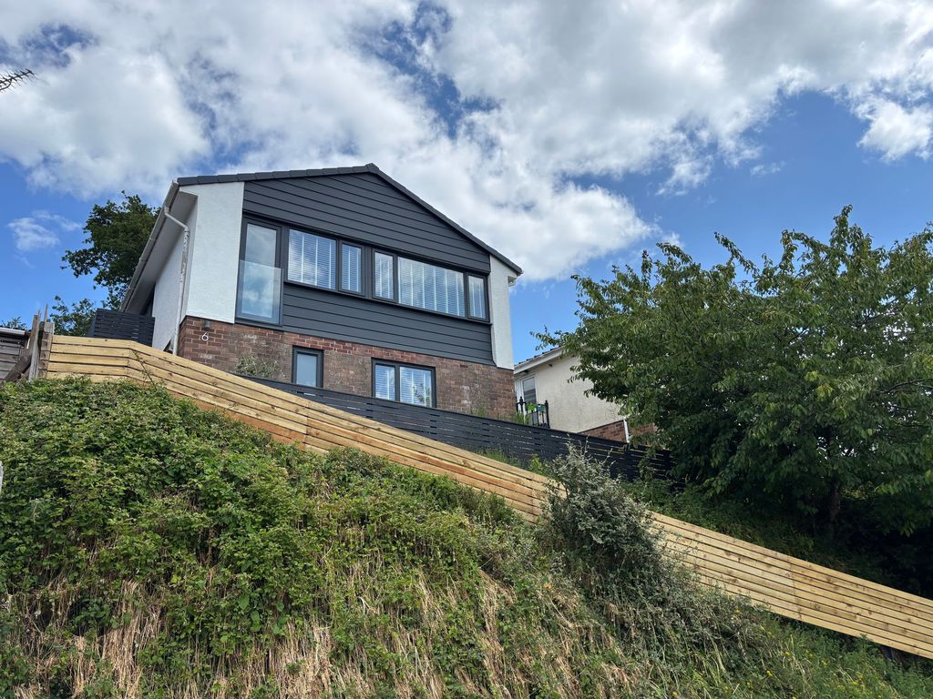 Property photo 1 of 15 Exterior