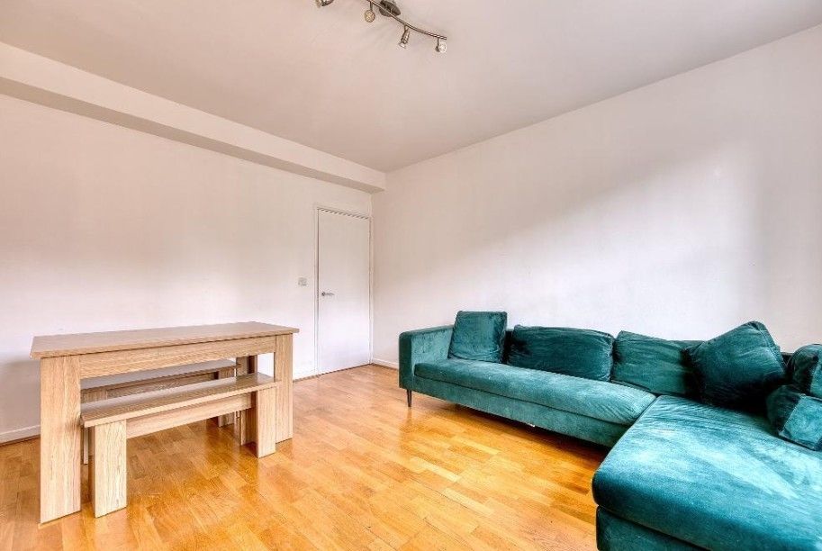 Property photo 3 of 8