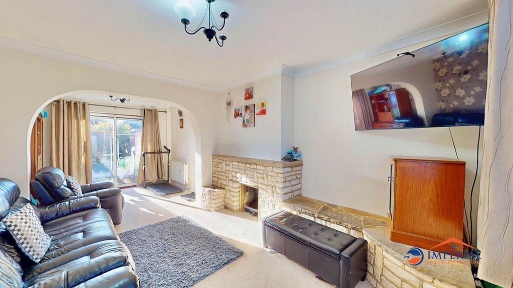 Property photo 3 of 29