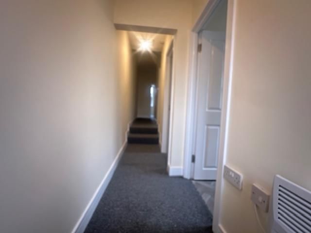 Property photo 2 of 10 Hall.Jpg