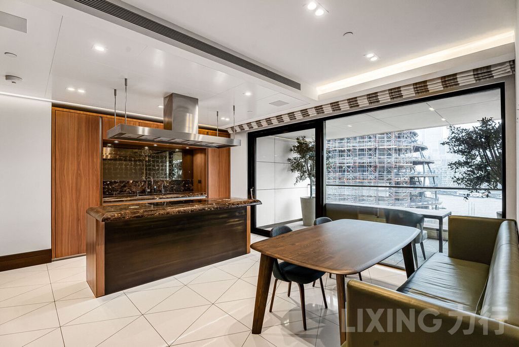 Property photo 1 of 34