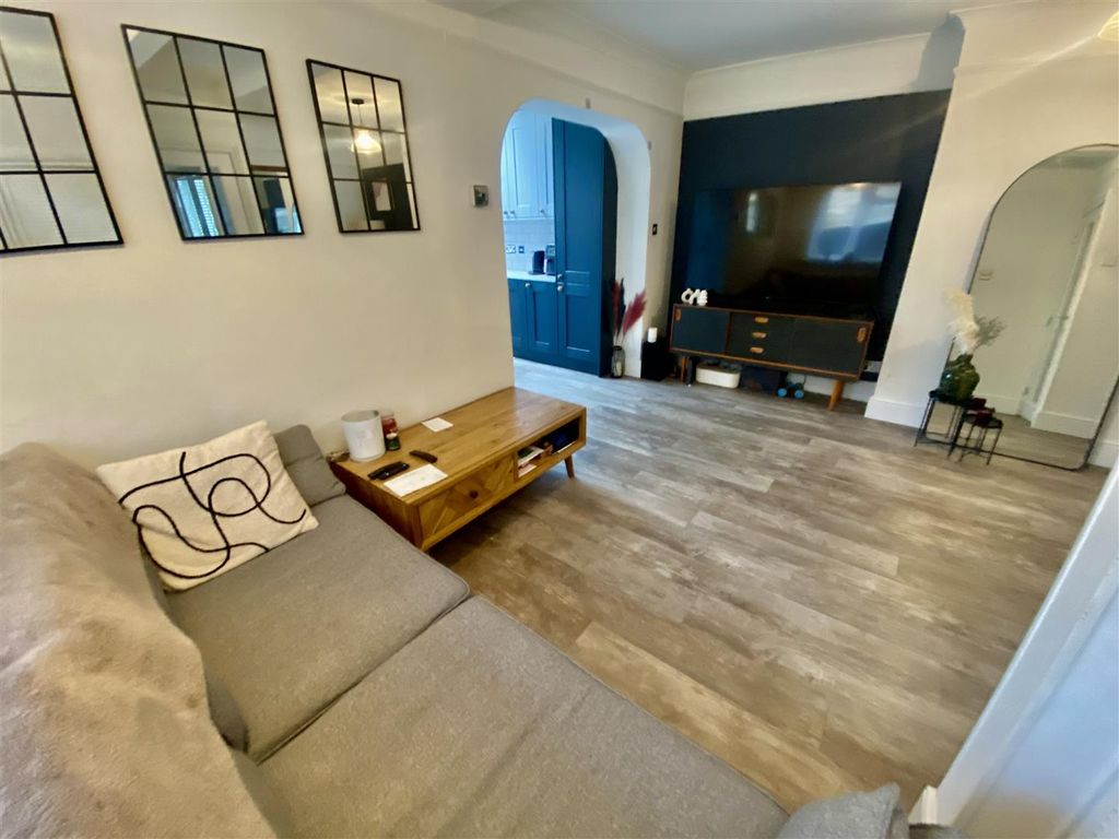 Property photo 3 of 16 Img_4737.Jpeg