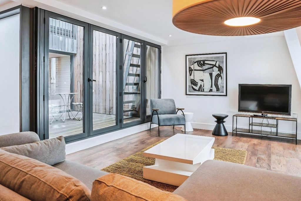 Property photo 1 of 12 Picture No. 17