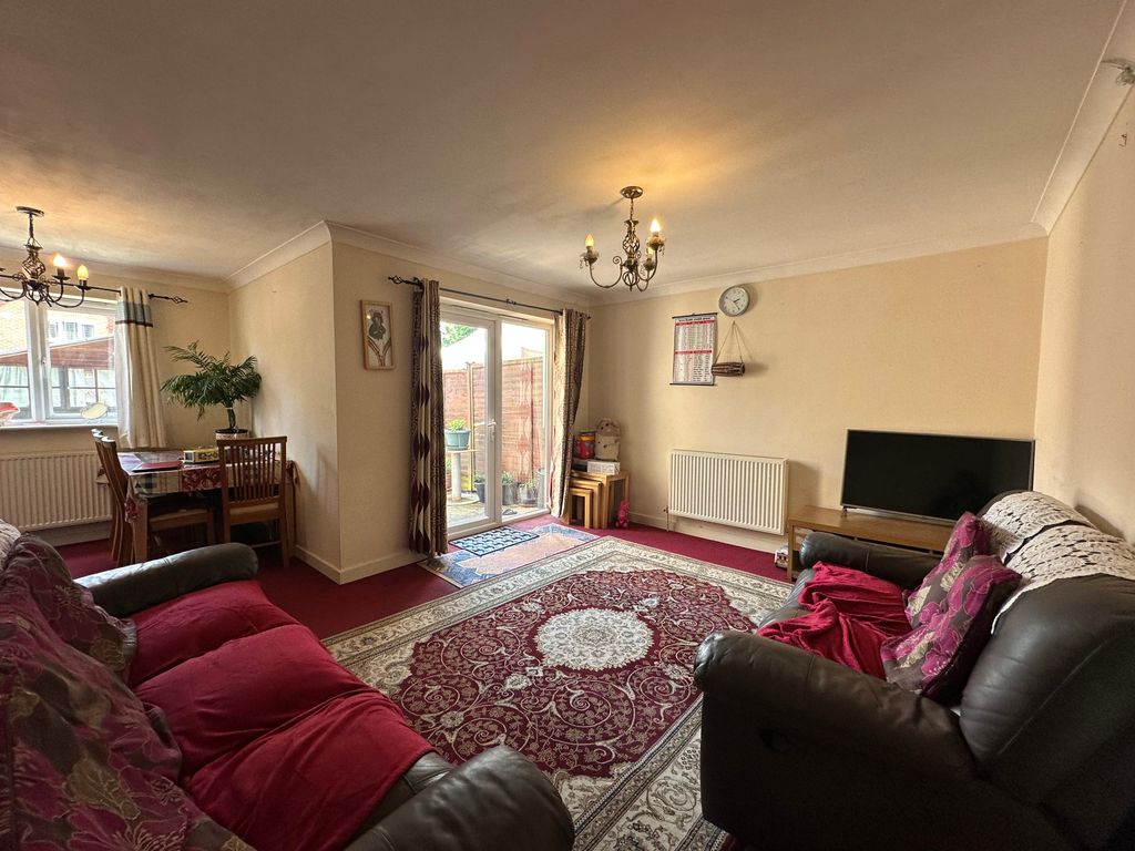 Property photo 3 of 18 Img_5201