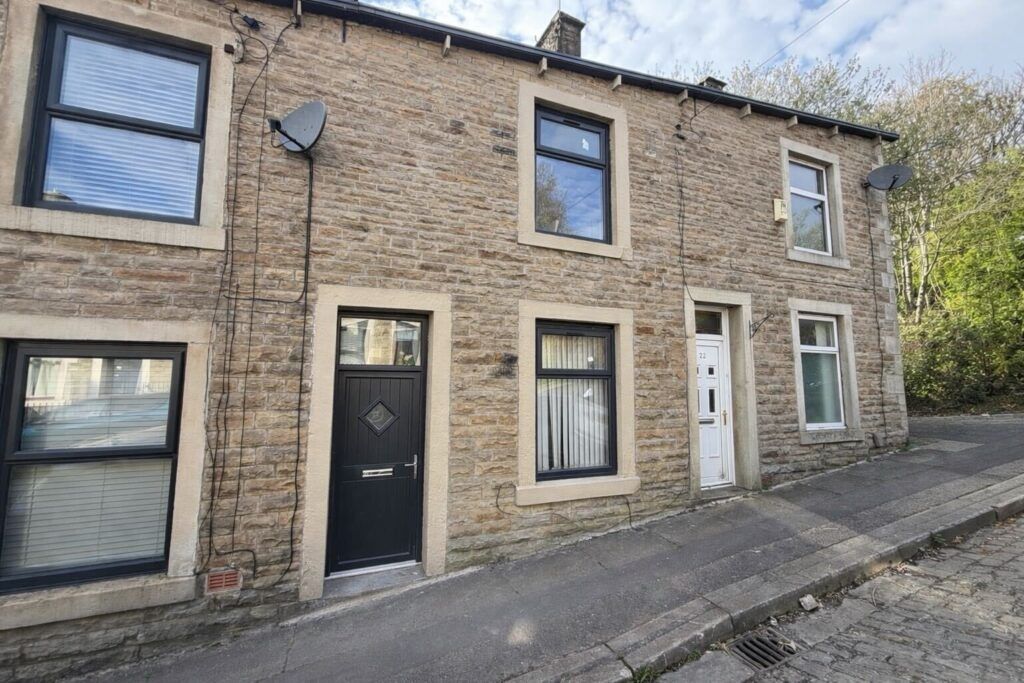 Property photo 1 of 1