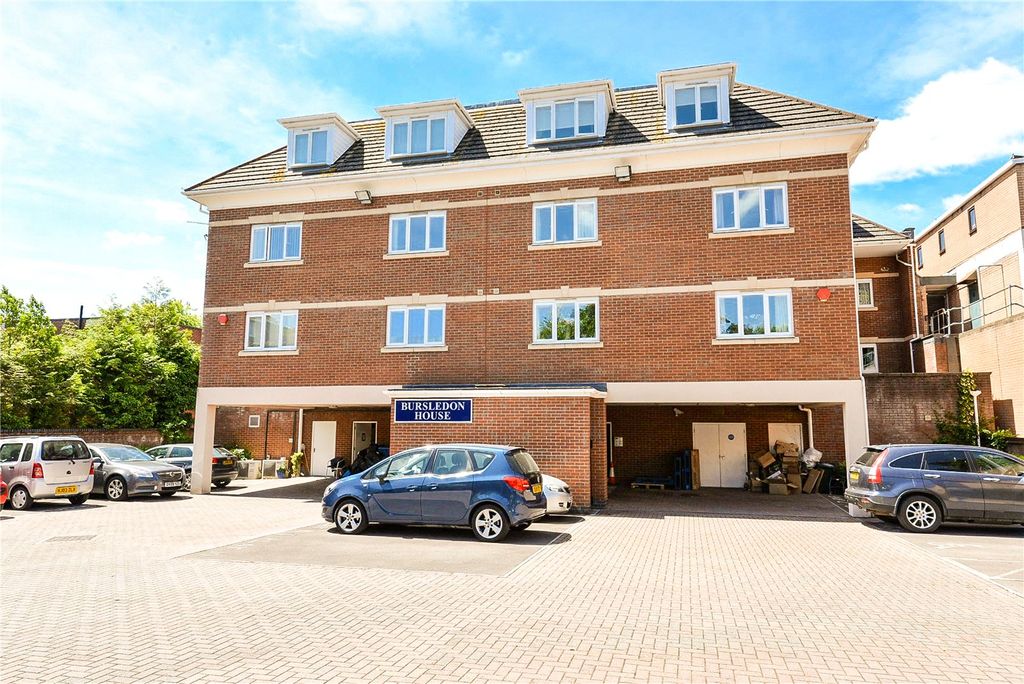 Property photo 1 of 16 Picture No. 28