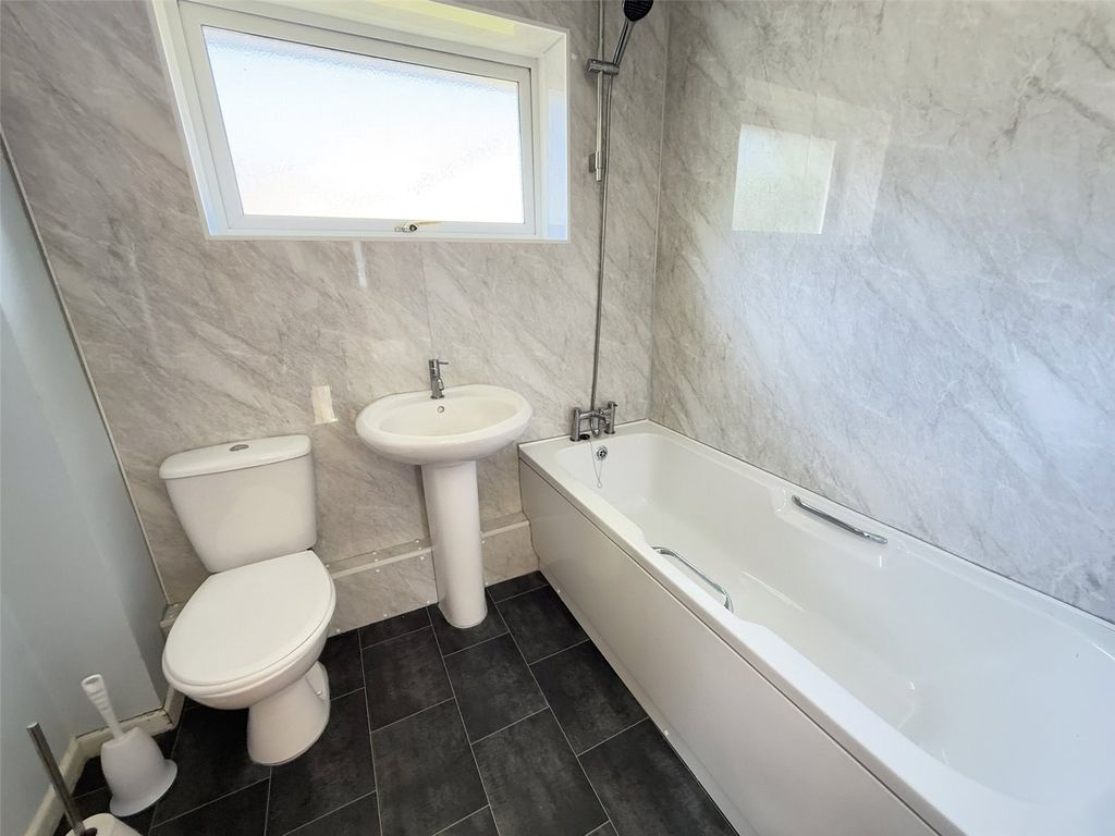 Property photo 3 of 15 Picture No. 16