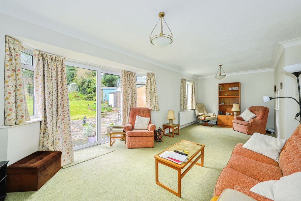 Property photo 2 of 19 Pbox-Img.Jpg