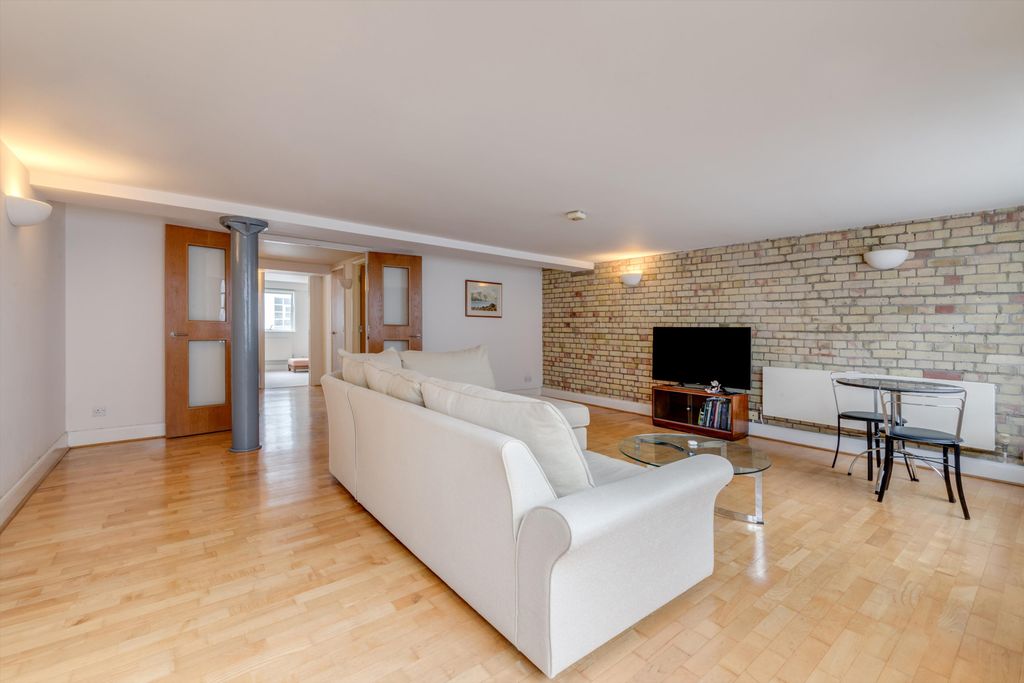 Property photo 1 of 14 Image