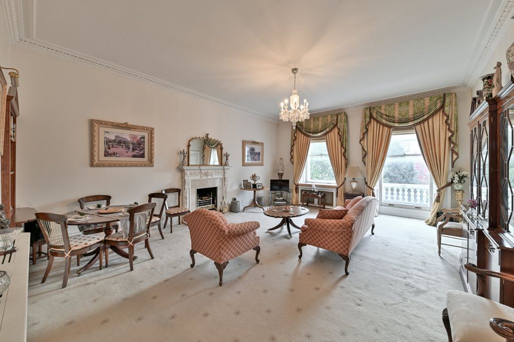 Property photo 2 of 14 Reception