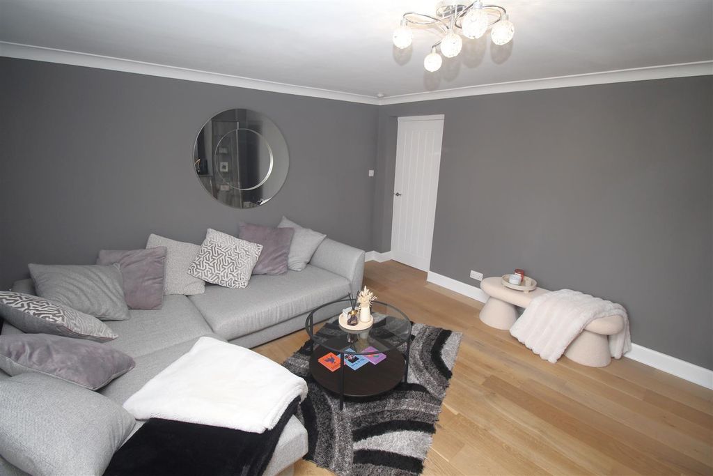 Additional image 25 of 3 bed flat for saleMargaret Street, Greenock PA16