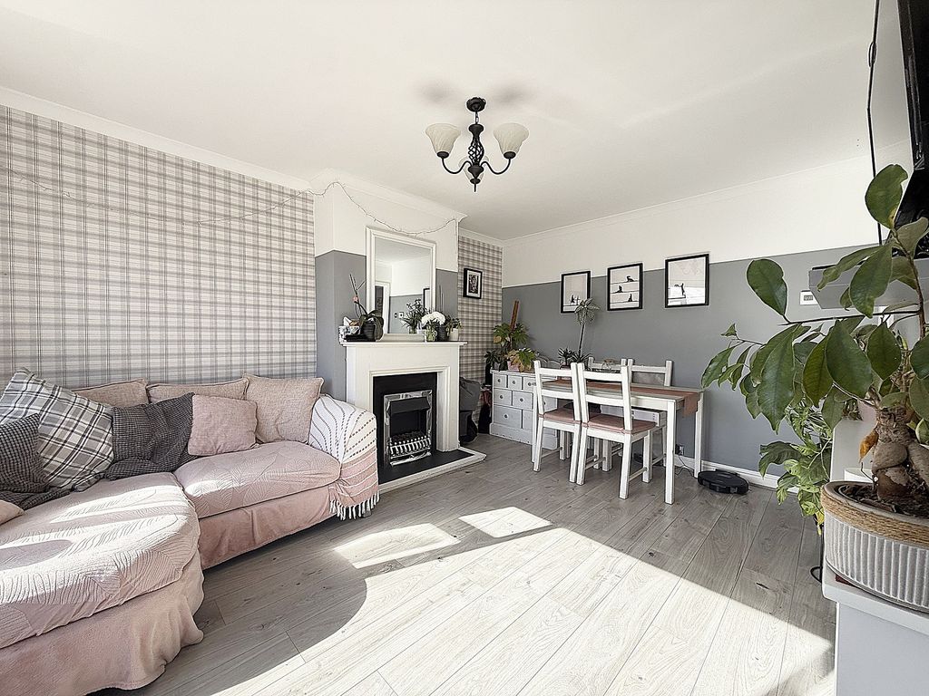 Property photo 2 of 19 Lounge-Diner