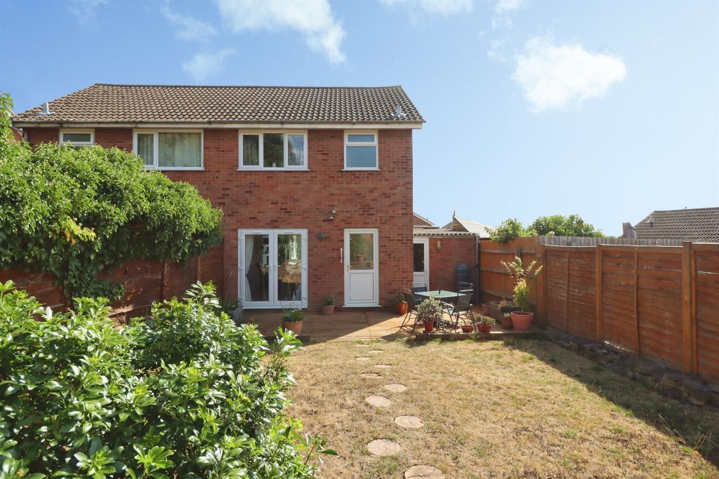 Property photo 2 of 22