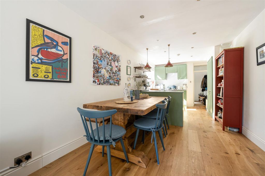 Property photo 3 of 30 3