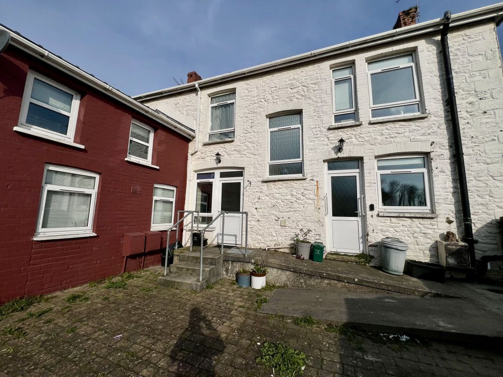 Property photo 1 of 8 Img_3874