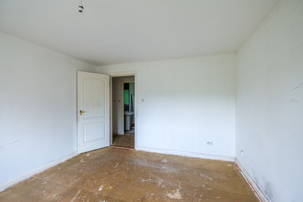 Additional image 4 of 2 bed flat for saleWilliam Street, Hamilton ML3