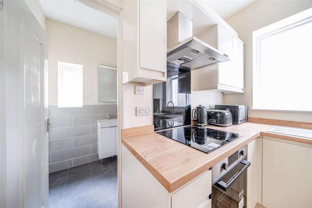 Property photo 1 of 18 1331831-4-68888De9241B5.Jpg